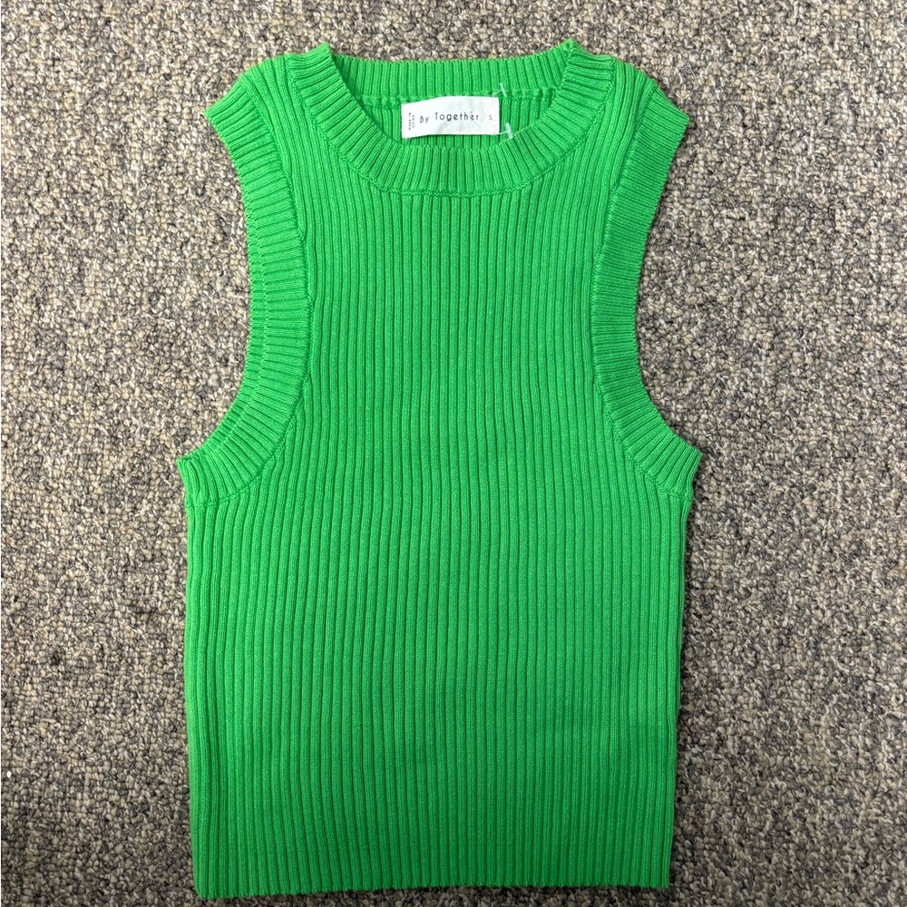 Kelly Green Sleeveless Sweater Vest